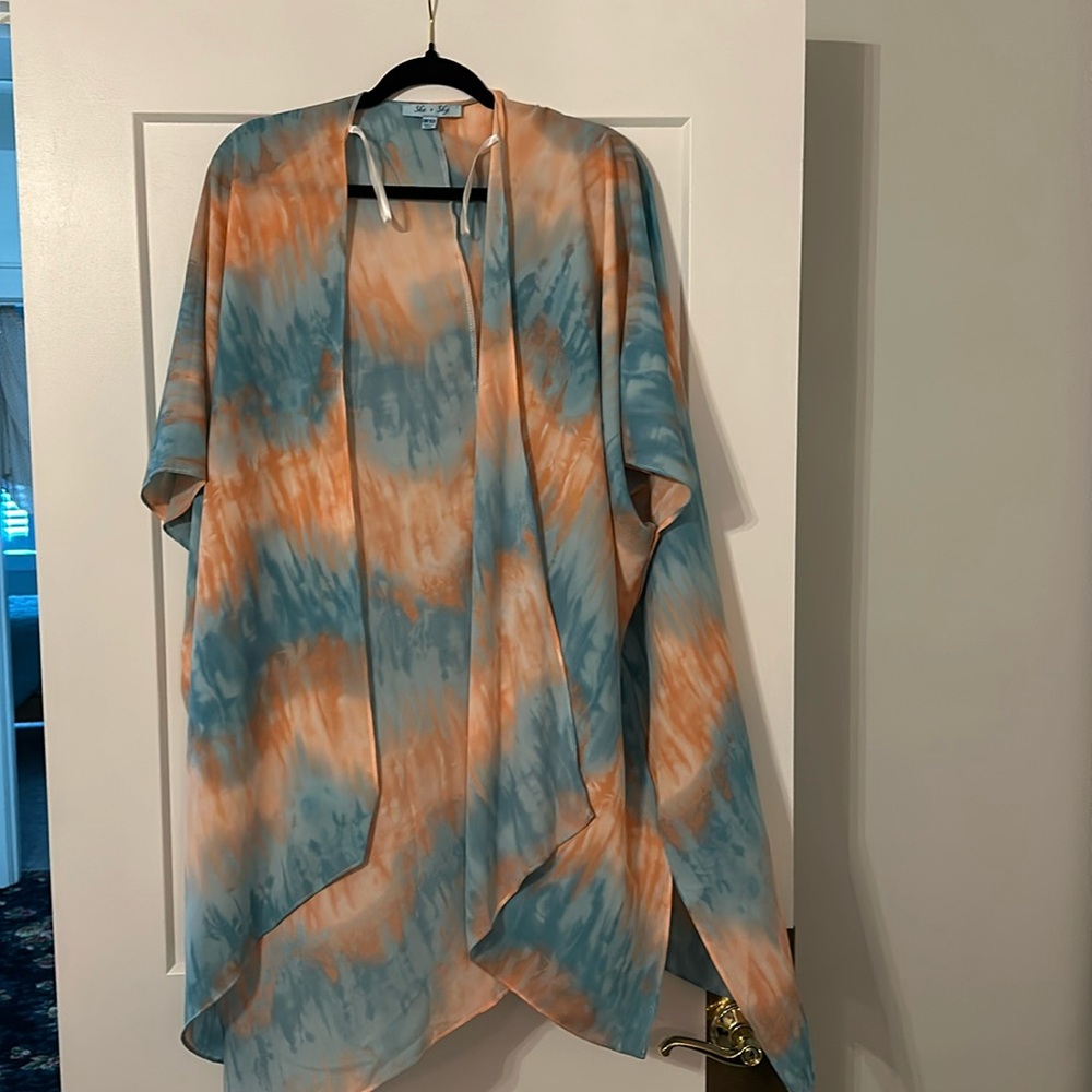 She and sky kimono